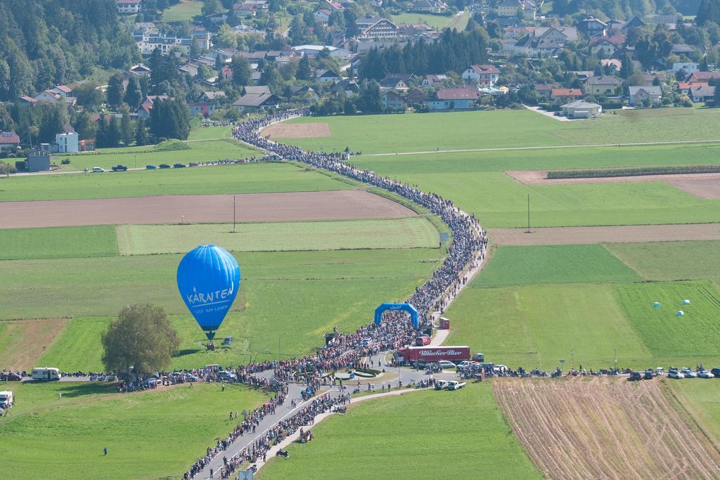 Alpe-Adria Apartments Oberaichwald  ภายนอก รูปภาพ